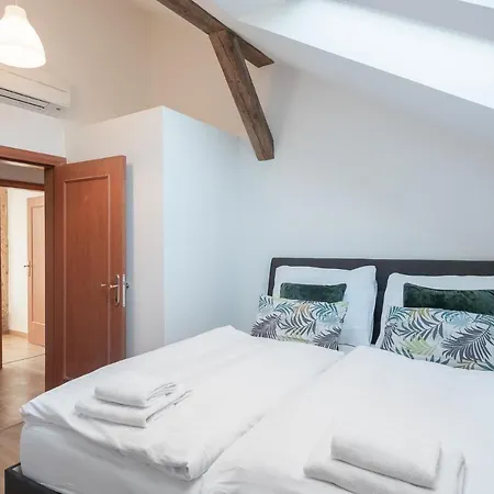 Tesnov Grande Apartman