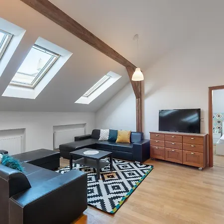 Tesnov Grande Apartman Prága