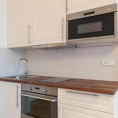 Tesnov Grande Apartman *
